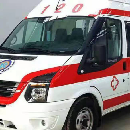 乌当非急救护送病人转院租赁救护车的优缺点对比